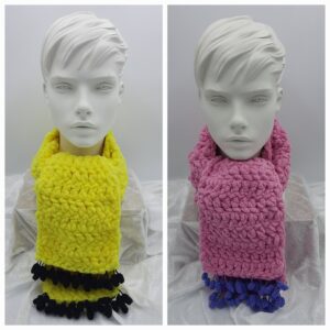 Dicker Kuscheliger Schal aus Chenille